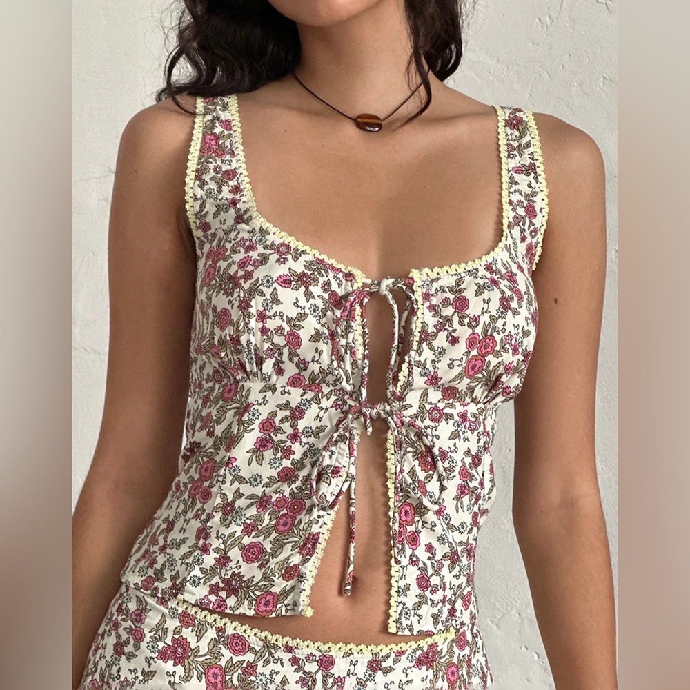 Motel Rocks Esau Tie Front Cami Top In Pink Vintage Bloom